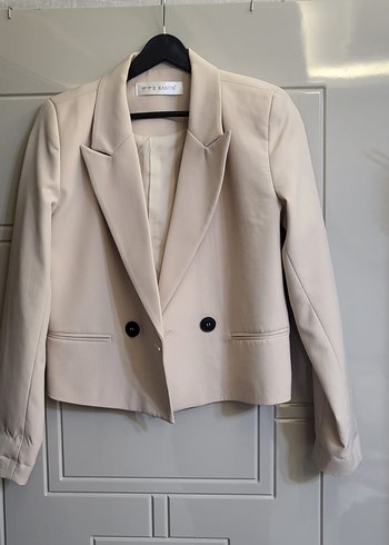 Bej Düğmeli Kadın Blazer Ceket