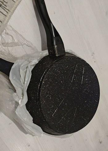 Siyah Yapışmaz Tava - Görsel 2