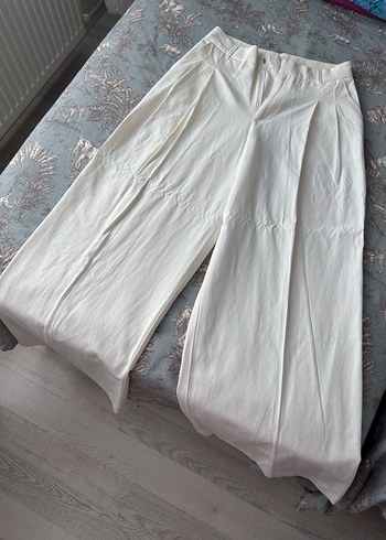 Zara Beyaz Keten Pilili Kadın Pantolon