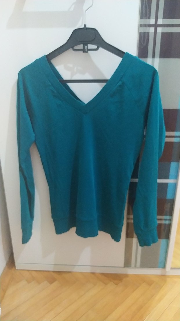 Kadın Yeşil V Yakalı Uzun Kollu Kazak - Görsel 3