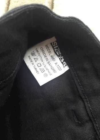 Siyah Kemerli Rahat Kesim Kadın Kargo Pantolon - Görsel 3