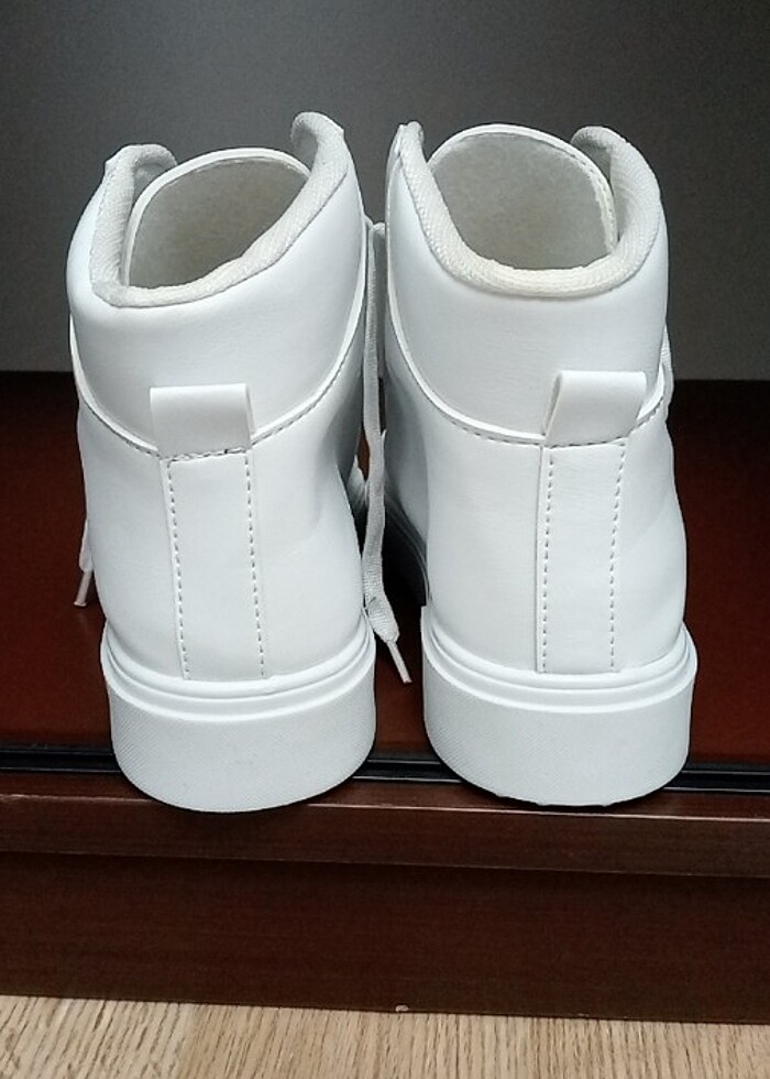 Bembeyaz bot Sıfır - Görsel 4