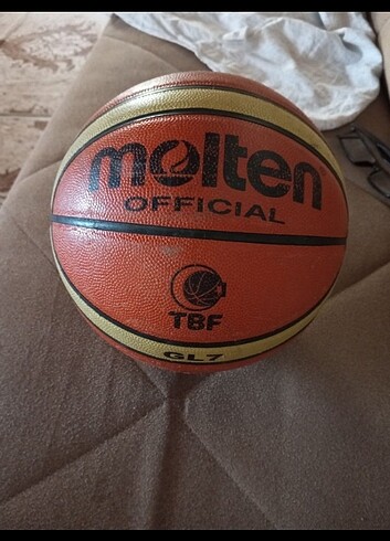 Molten GL7 basketbol topu 