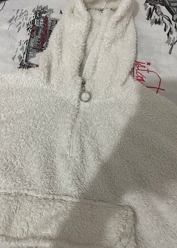 Kapüşonlu Beyaz Kadın Peluş Ceket - Görsel 3