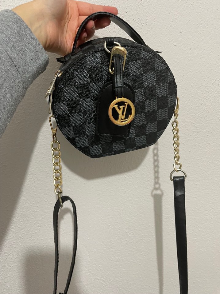 Zincir Detaylı Siyah Yılan Desenli Kadın Çanta - Görsel 3