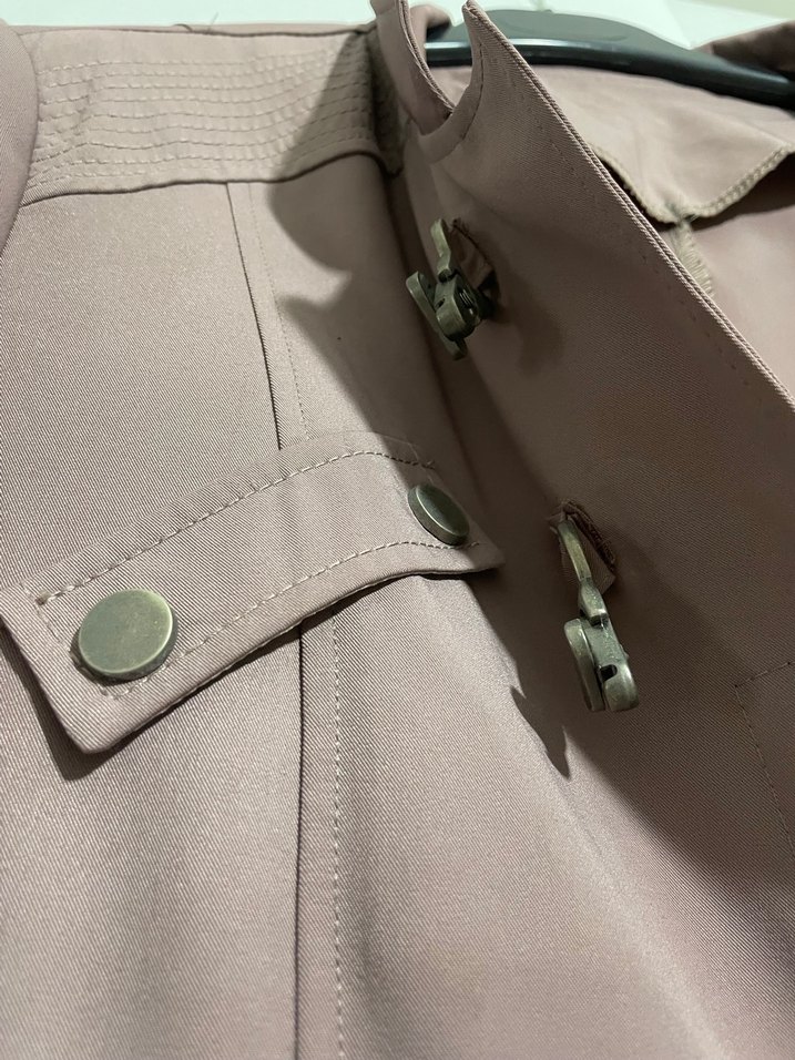 Düğmeli Uzun Kadın Trençkot - Görsel 3