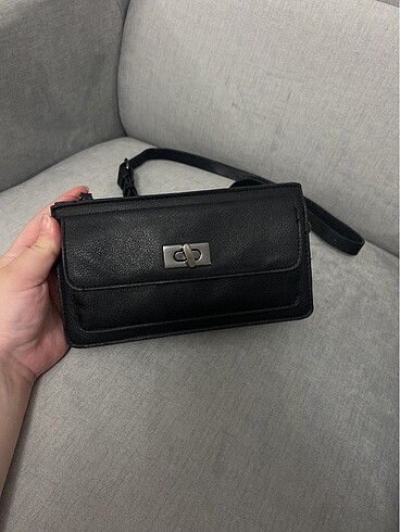 PULL & BEAR ÇAPRAZ-BEL ÇANTASI
