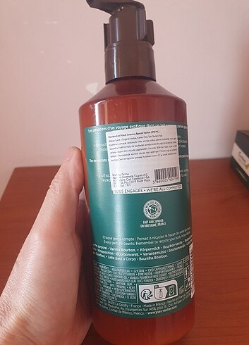 Yves Rocher Yves rocher 390 ml. Vanille Bourbon vücut losyonu