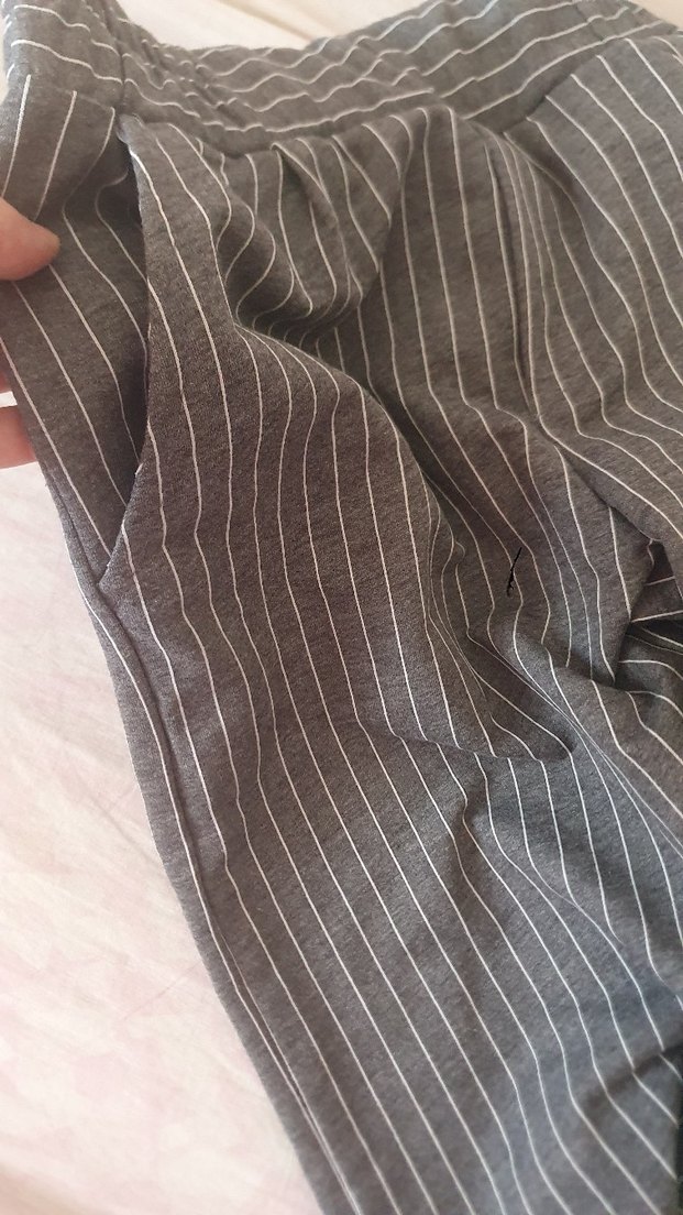 Gri Çizgili Kadın Midi Kumaş Pantolon - Görsel 3