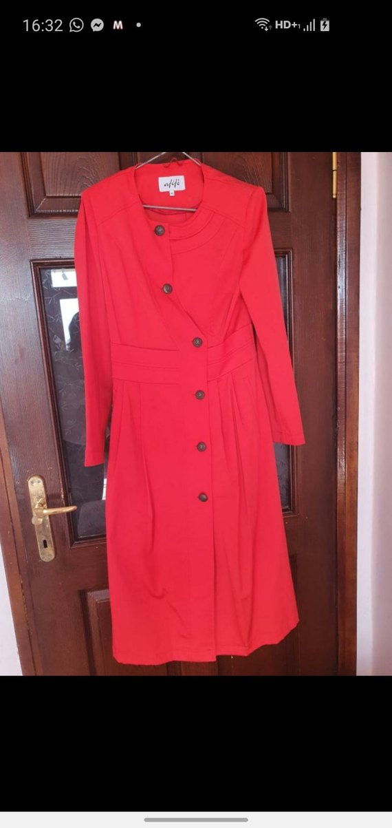 Afife düğmeli Kırmızı Uzun Kadın Kap - Görsel 4