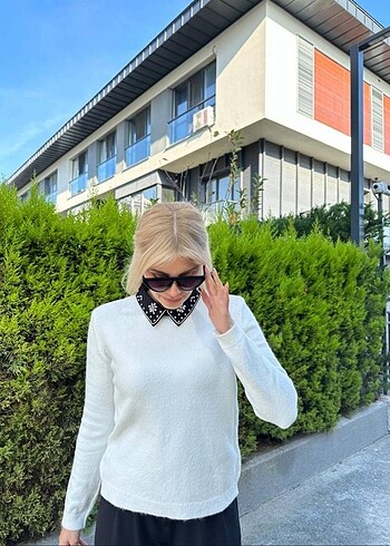 38 Beden çeşitli Renk Taşlı Yaka Triko Kazak