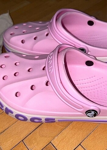 38 Beden Orijinal. Pembe crocs terlik