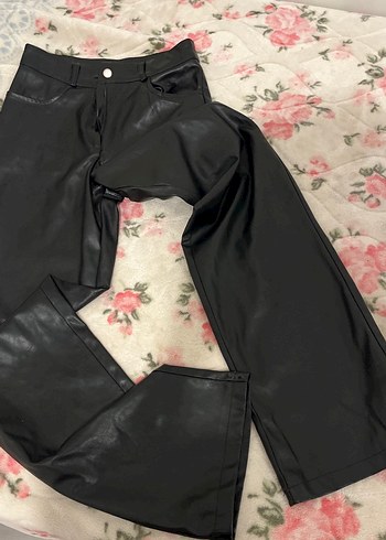 Siyah Deri Kadın Pantolon - Görsel 3