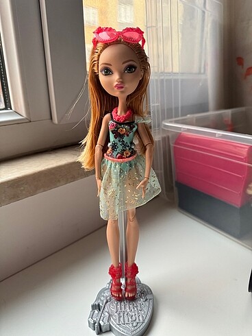  Ever after high