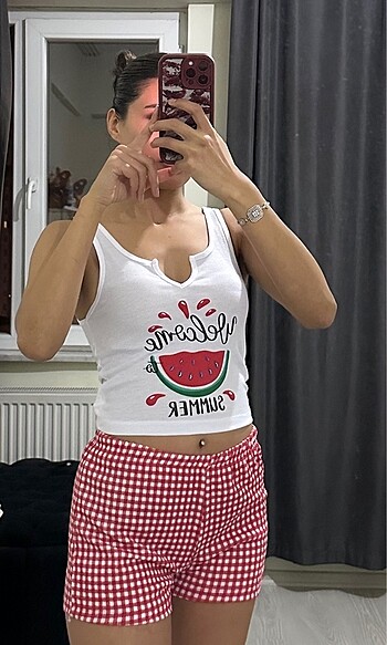 Şortlu pijama takımı