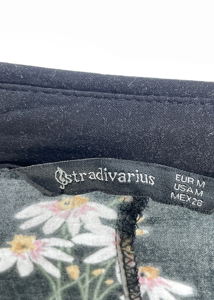 Stradivarius Kısa Elbise %70 İndirimli. - Görsel 4