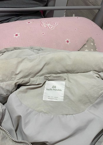 Kırık beyaz pull&bear şişme kadın mont - Görsel 4