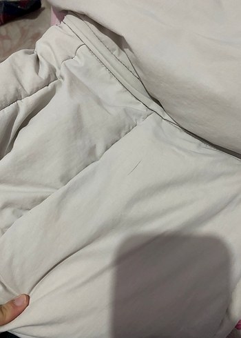 Kırık beyaz pull&bear şişme kadın mont - Görsel 5