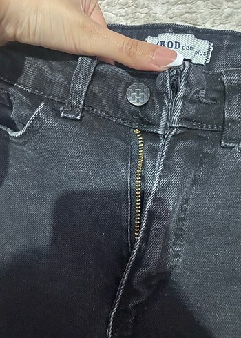 Siyah Gri Kadın Normal Kesim Kot Pantolon - Görsel 3