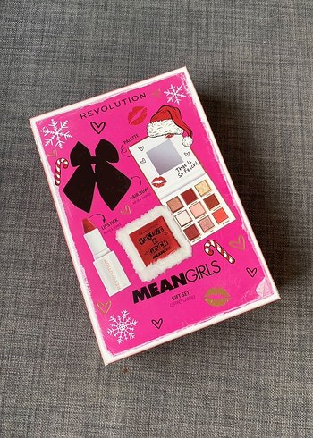 Revolution Mean Girls Makyaj Seti - Görsel 3