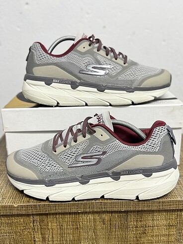 SKECHERS MÜKEMMEL ÜRÜN SIFIR AYARINDA