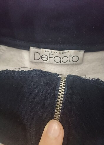 m Beden Boğazlı sweat