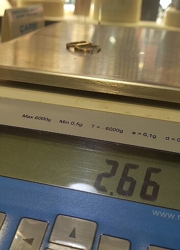  Beden altın Renk 14 ayar küpe 2.66 gr