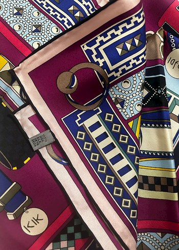 Tokalı Çok Renkli Kadın Fular - Görsel 3