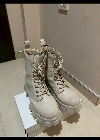 Flo Ayakkabı bağcıklı bot