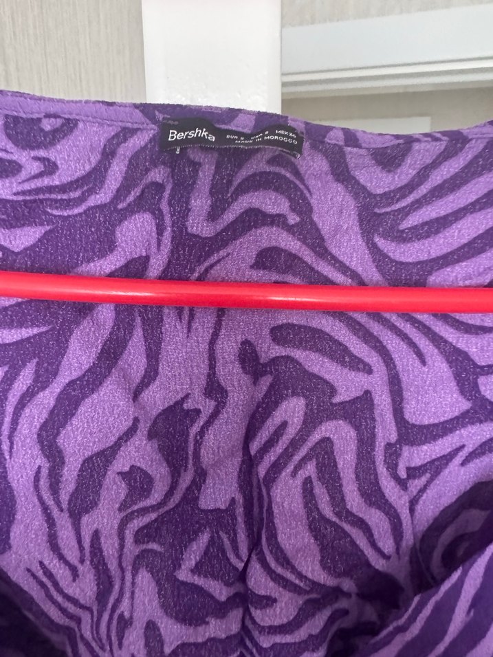 Mor V Yakalı Drapeli Uzun Kollu Bluz - Görsel 2