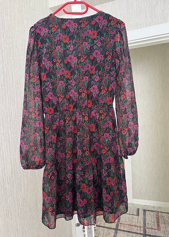 Çiçek Desenli Uzun Kollu Elbise - Görsel 3