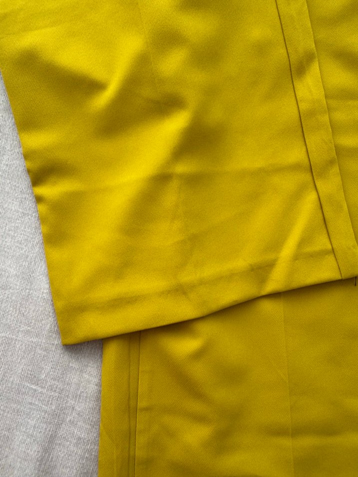 Sarı Pilili Kadın Kumaş Pantolon - Görsel 2