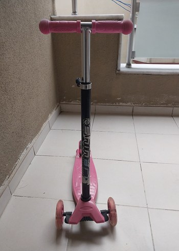 pembe scooter - Görsel 2