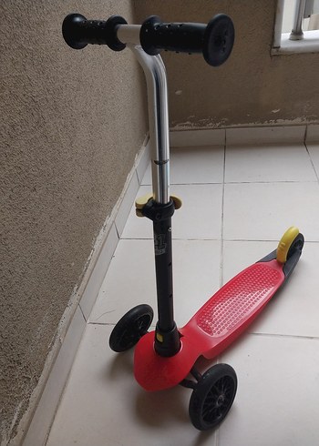 Renkli Kırmızı Çocuk Scooterı - Görsel 2