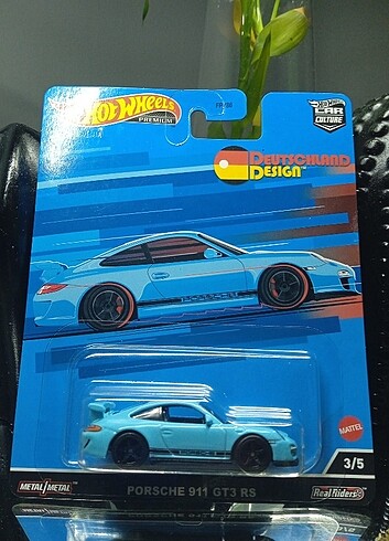 Hot wheels araba premium 