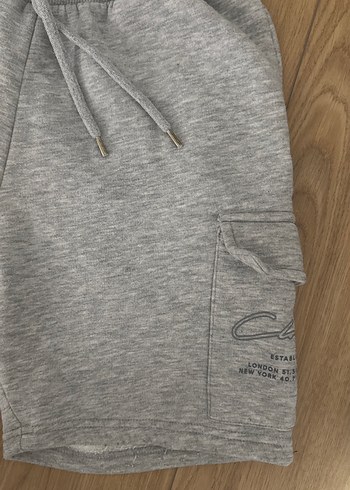 Gri Erkek Rahat Kesim Şort - Görsel 2