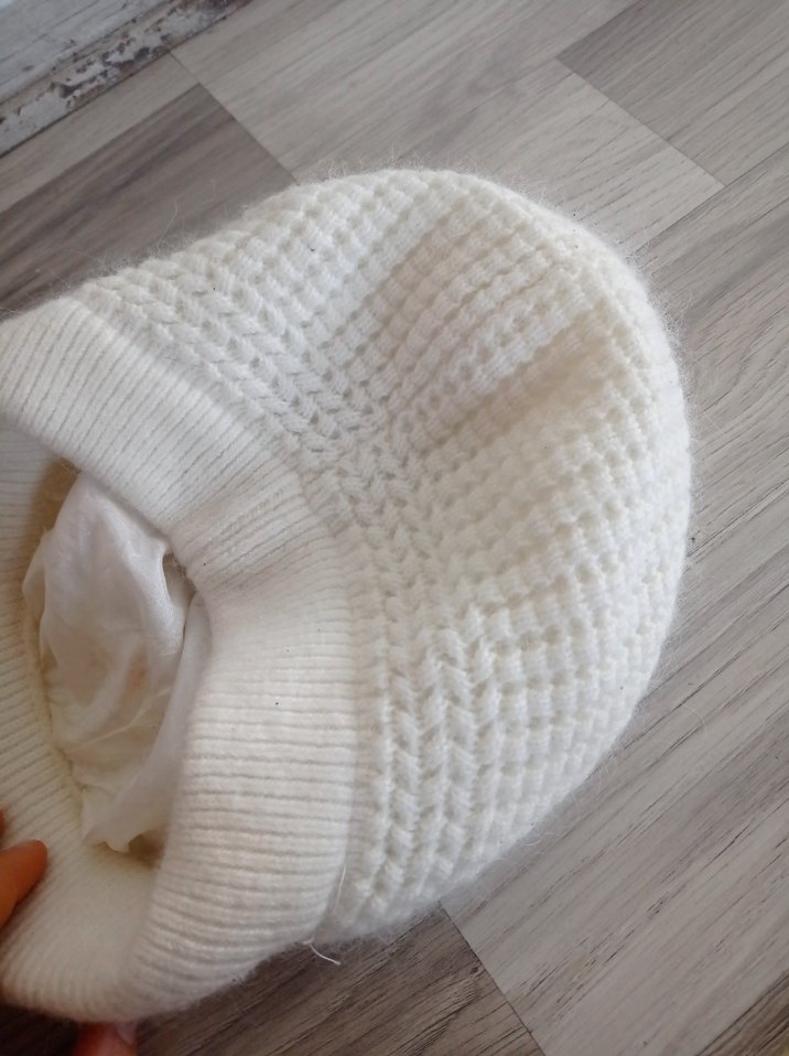 Kadın Beyaz Örgü Bere Çiçek Detaylı - Görsel 5