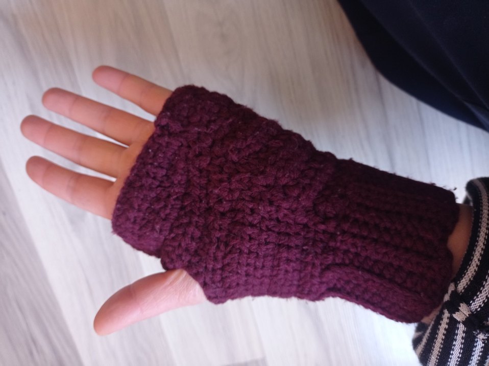 Bordo Örgü Kadın Eldiven - Görsel 4