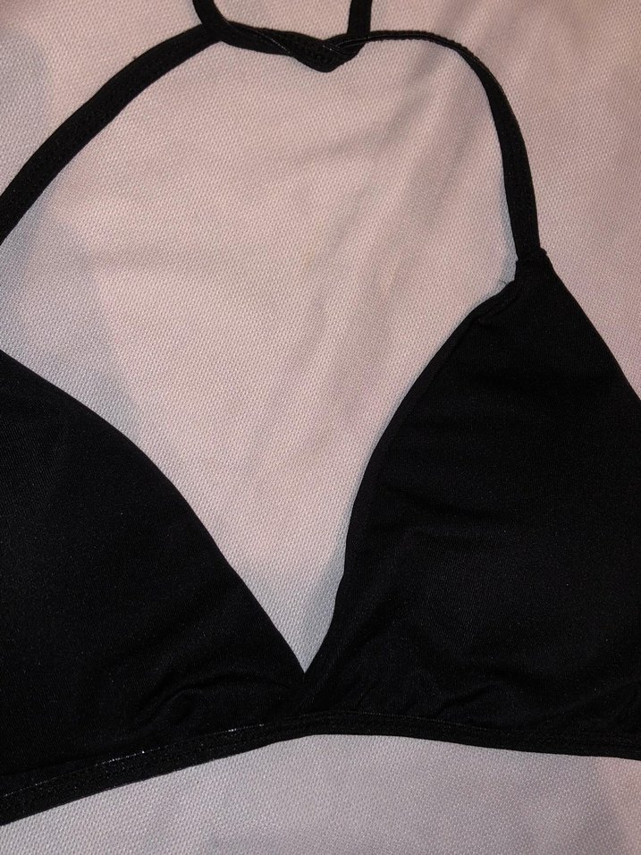 Siyah Goth Üçgen Sütyen - Görsel 3