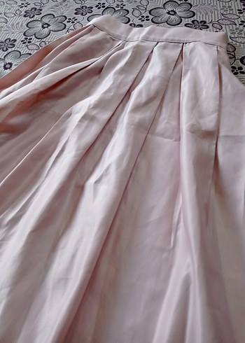 Pembe Pilili Uzun Kadın Etek