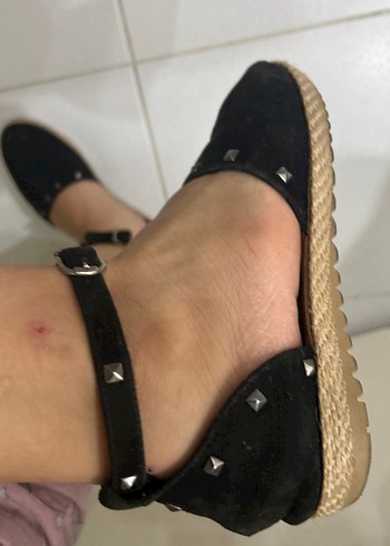 36 Beden Siyah Trok Punk Kadın Dolgu Topuklu Sandalet