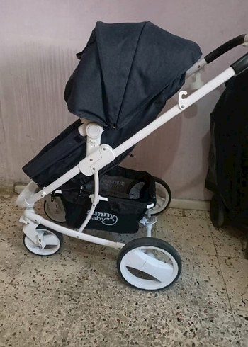 Gri ve Beyaz Bebek Arabası - Görsel 5