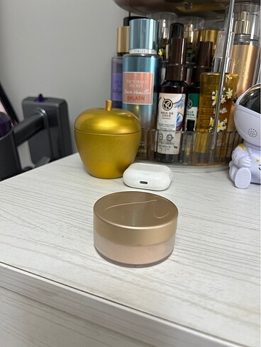 Beden Jane iredale pudra