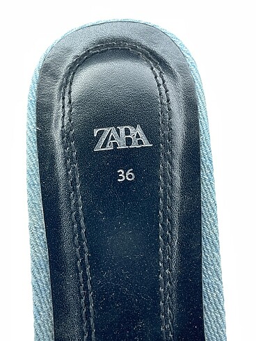 36 Beden mavi Renk Zara Sandalet %70 İndirimli.