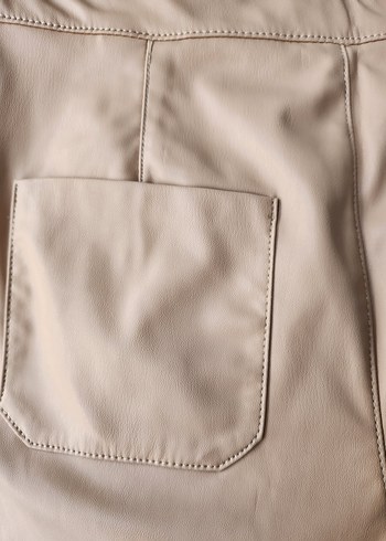 Zara Marka Bej Düğmeli Kadın Deri Mini Şort Etek - Görsel 6