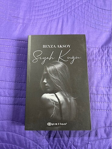 Beyza Aksoy Siyah Kuğu