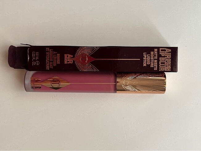 CHARLOTTE TILBURY AIRBRUSH FLAWLESS LIP BLUR