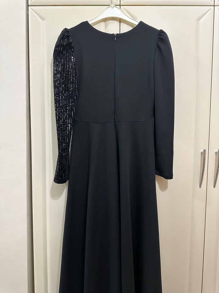 Drapeli Uzun Siyah Kadın Elbise - Görsel 4