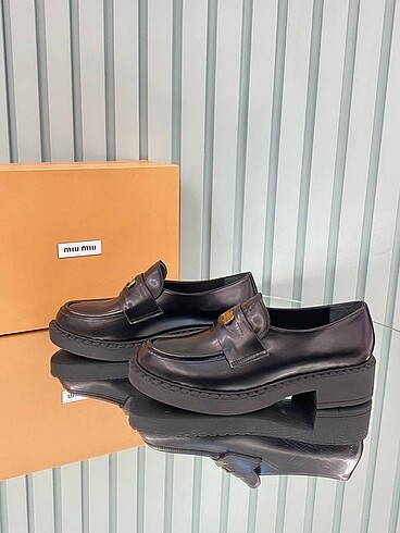 38 Beden siyah Renk MIU MIU Loafer