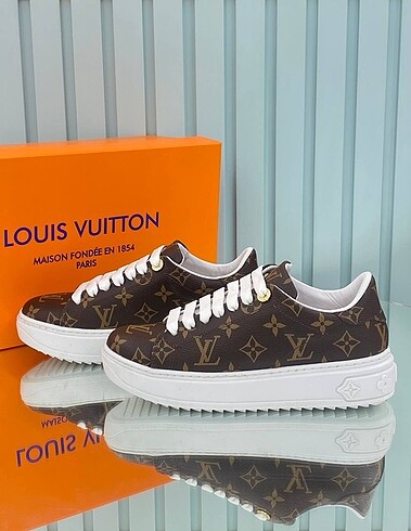 38 Beden kahverengi Renk Louis Vuitton Sneaker